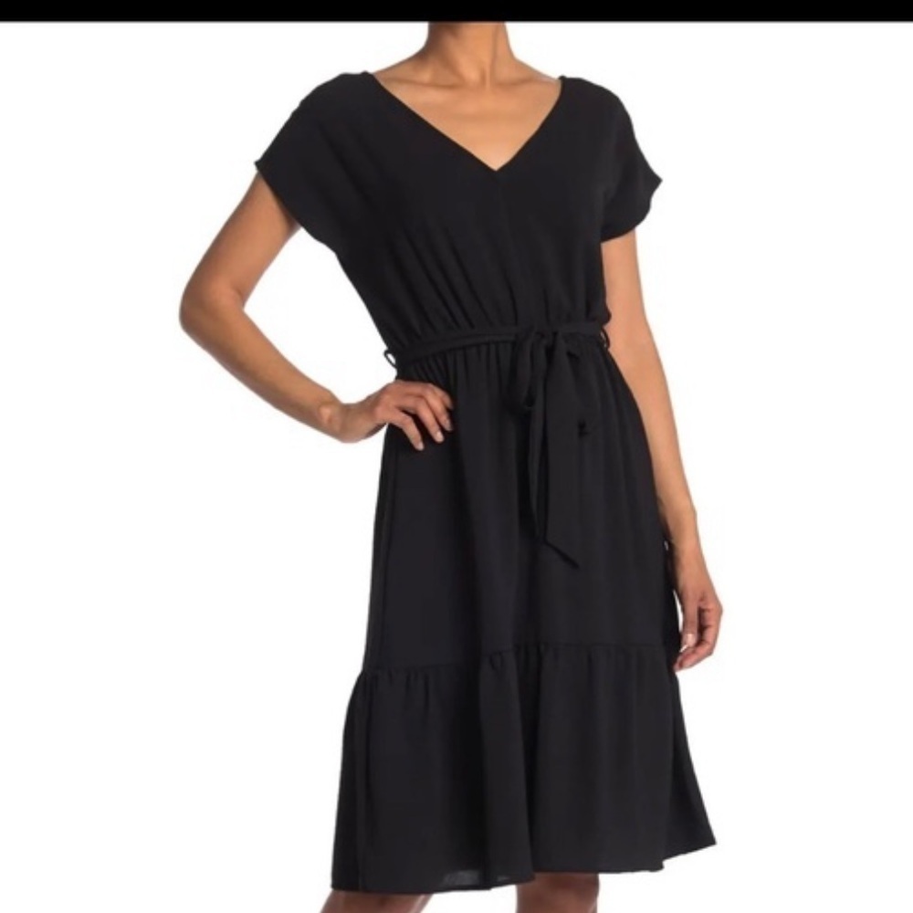 Dual Nature cap sleeve dress